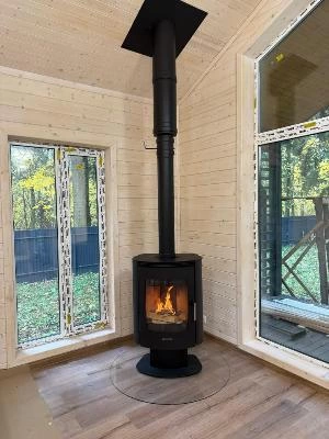 Монтаж печи-камина Визиера черная бронза с установкой в угол комнаты купить за Монтаж печи-камина Визиера черная бронза с установкой в угол комнаты купить за