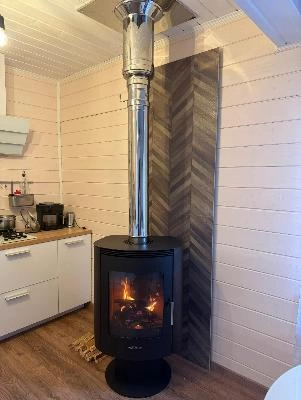 Монтаж печи-камина Визиера 360 Поворотная и дымохода для неё купить за 
